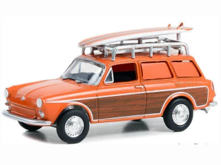1963 Volkswagen Type 3 Panel Van Club V-dub 1/64 Greenlight 36070A