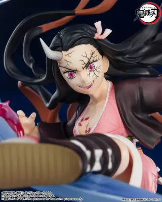 Estátua Nezuko Kamado Demon Form Advancing Ver - Demon Slayer - Figuarts Zero - Bandai
