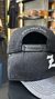 BONÉ SNAPBACK COLEÇÃO DOURADOS - PRETO ABA DE COURO - Zero67