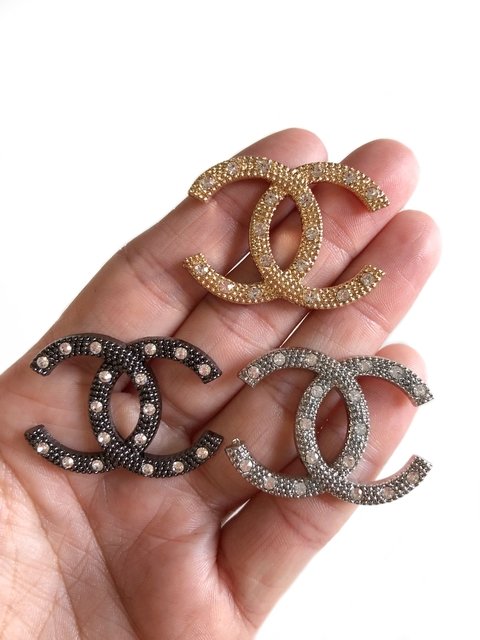 aplique chanel com strass - 1 unidade