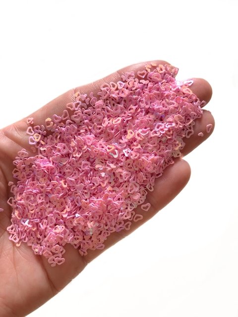 Confete coração vazado - 15 gramas