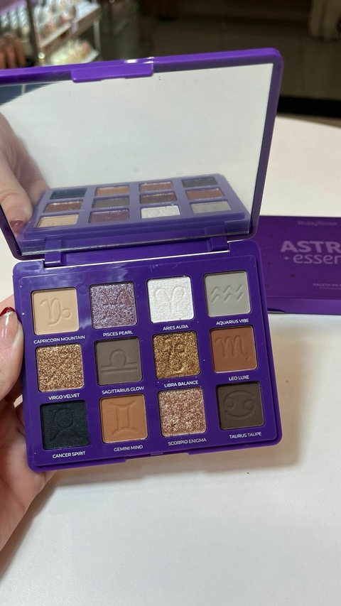 Paleta de Sombras Astral Essence - Ruby Rose