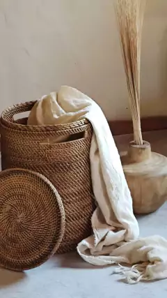 Cesto de rattan natural - M y L