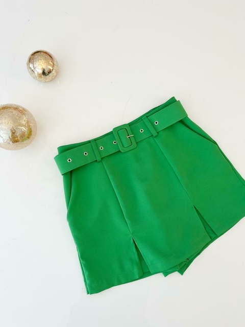 Shorts saia alfaiataria - Verde