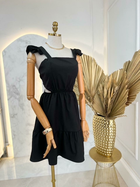 Vestido curto recortes - Preto