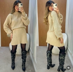 Conjunto mousse na internet