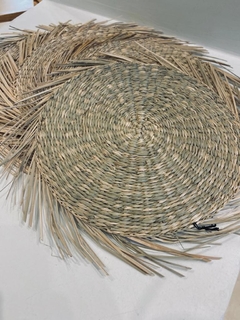 INDIVIDUAL REDONDO SEAGRASS BEIGE FLECOS - comprar online