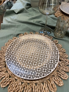 PLATO PLAYO BLANCO ROMBO DORADO 21,5 CM - comprar online