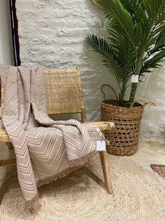 MANTA CHENILLE ONDAS BLANCA Y MARRON 1.40X1.90M