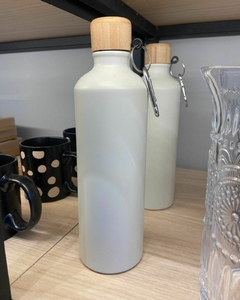 Botella de Aluminio deportiva Moscu White 750ml en internet