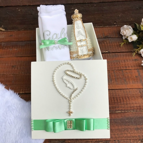 Caixa afilhados com toalha