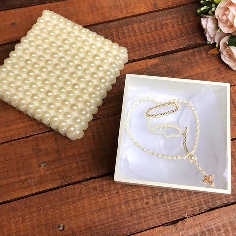 Caixa Perolada com Terço