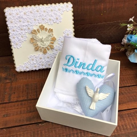 Caixa Batizado Luxo com Toalha Bordada