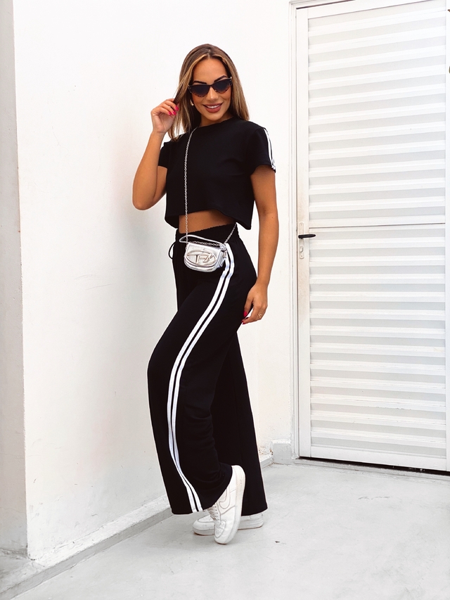 CONJUNTO VALERIA PRETO - comprar online CONJUNTO VALERIA PRETO - comprar online