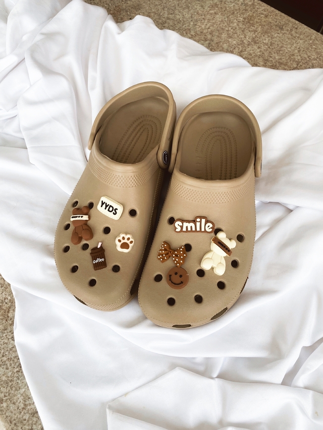 CROCS MEL PRETO 35/36 - comprar online CROCS MEL PRETO 35/36 - comprar online