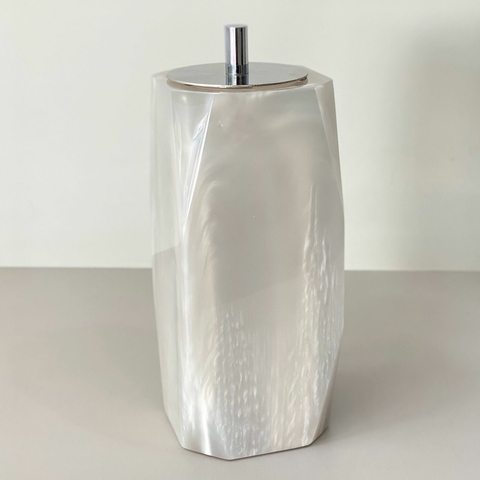 porta escova de dentes em resina madrepérola com cromado