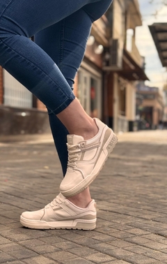 ZAPATILLA BRISA VIA MARTE BEIGE C311 - comprar online