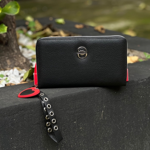 BILLETERA MAXI HEART LAS OREIRO BLACK M36