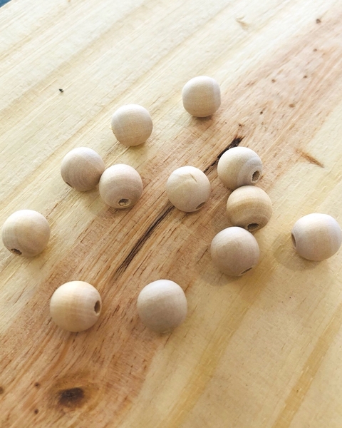 100 ESFERAS DE MADERA 8 MM. CON PERFORACIÓN