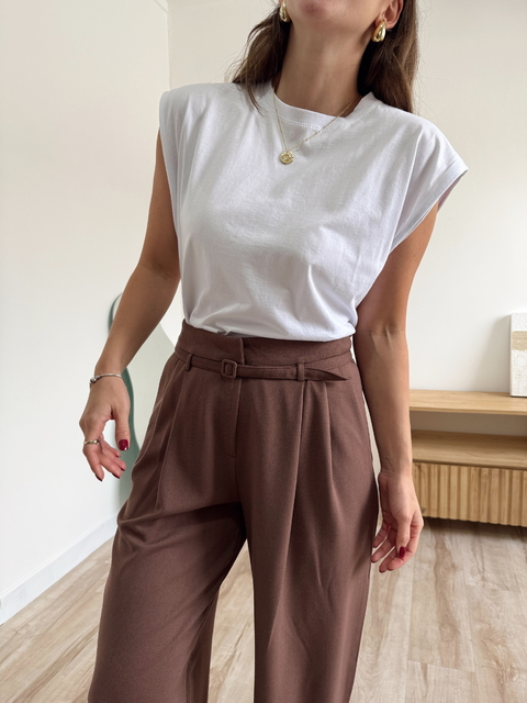 PANTALON NIKI C/CINTO CHOCOLATE - comprar online