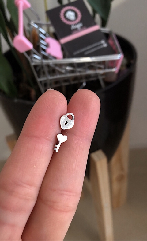 Llave candado acero quirúrgico