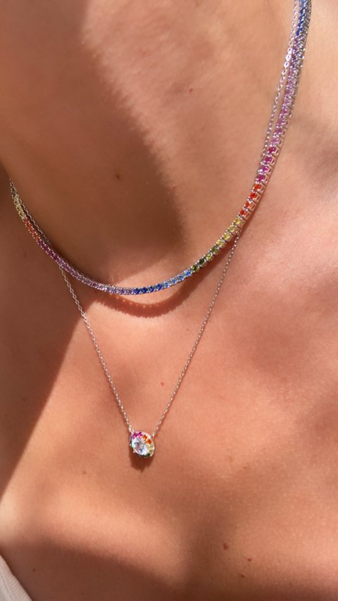 Colar botton rainbow na internet