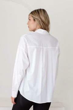 Camisa GINEBRA - Positiva Tienda - Ropa de Moda para mujeres - Av. Meeks 55 - Galeria Oliver - Local 32/ España 123. Lomas de Zamora. Cp 1832