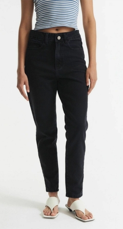 Jean Mom black PIETA - tienda online