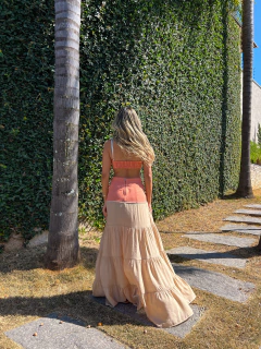 BLUSA DRAPEADA PIETRA CORAL na internet