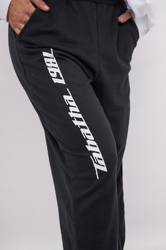 RAD JOGGING RECTO CON PUÑO ÑUC (30570) - Tabatha jeans