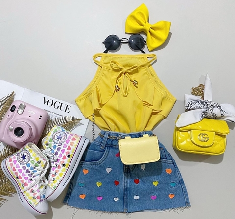 Saia jeans bordada coração