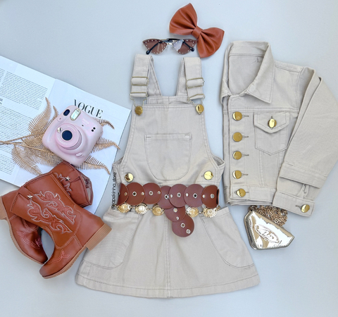 Conjunto jeans jaqueta e jardineira Lili