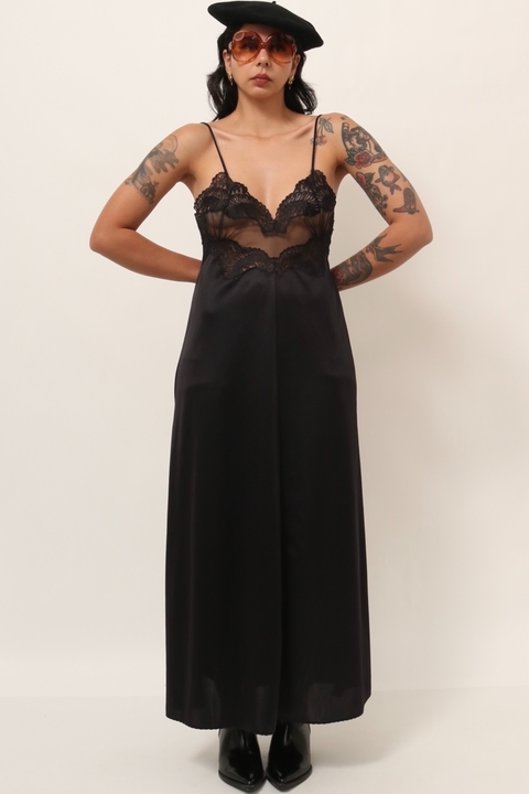 Camisola preta encorpada renda transparencia