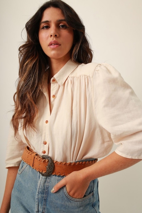Camisa linho pregas manga bufante vintage