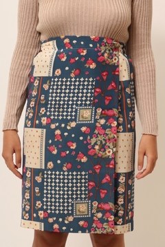 Saia cinturea alta flores vintage color azul flores roxinha - comprar online