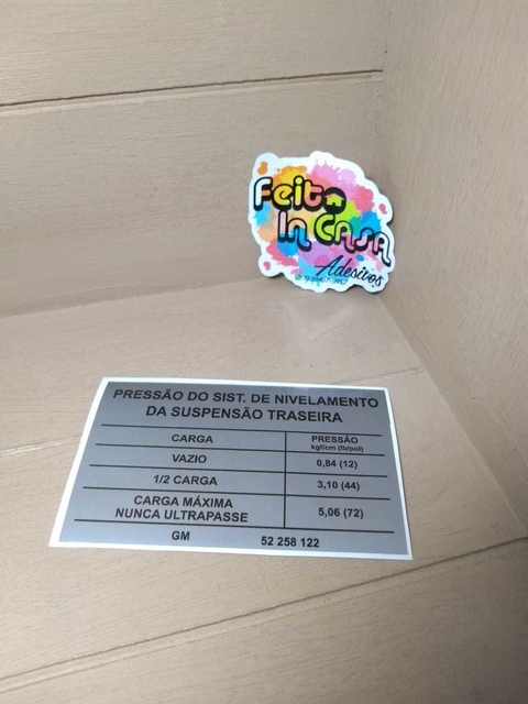 Adesivo Sistema de nivelamento suspensão GM Chevrolet