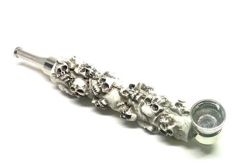 Pipe de Metal Caveiras Grande