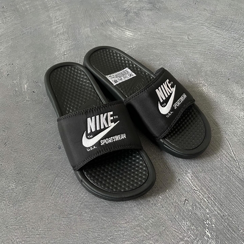 Chancletas Nike BENASSI TXT