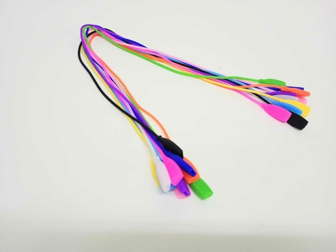 ART. 204 Sujetador en goma en internet