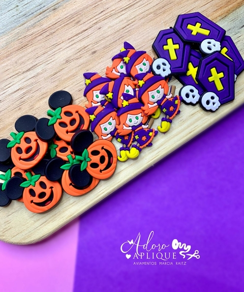 Aplique Emborrachado Halloween Mickey Abóbora, Bruxinha e Caveira - 2 unidades - comprar online