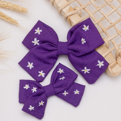 Laço Roxo flores brancas (unidade)