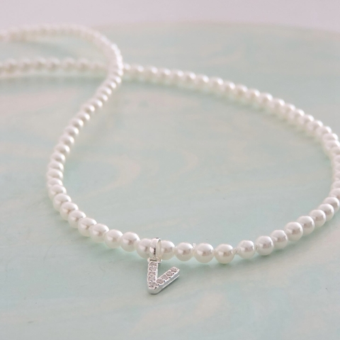 chocker perla inicial