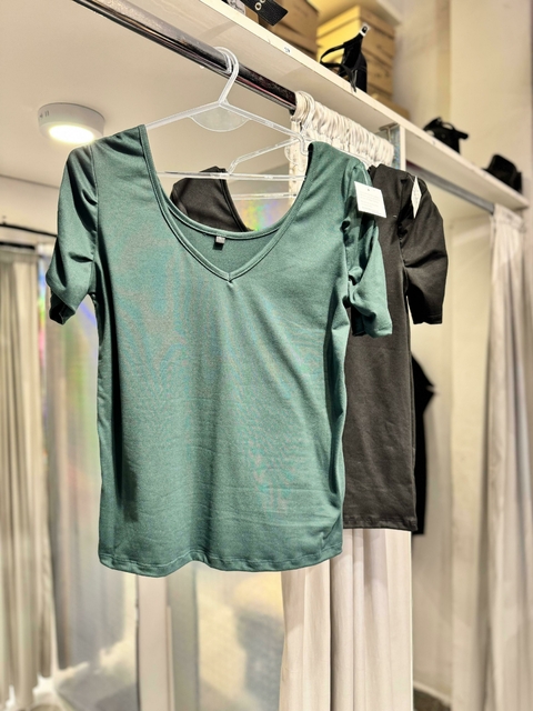 Remera manga pricesa Daiana - comprar online