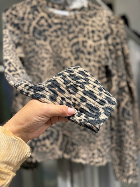 Remera lanilla frizz animal - Liberata y Ceferina