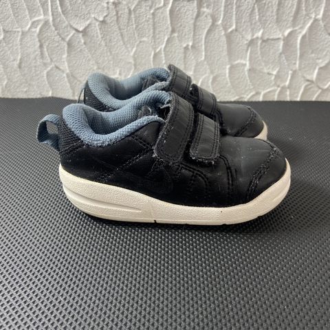 Tênis Nike / 21Eur
