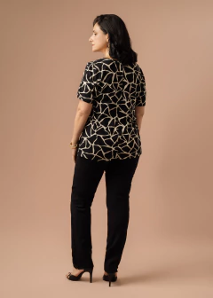 Calça Cleusa preta na internet