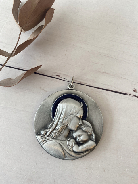 Cunero Virgen con el niño (aluminio esmaltado)