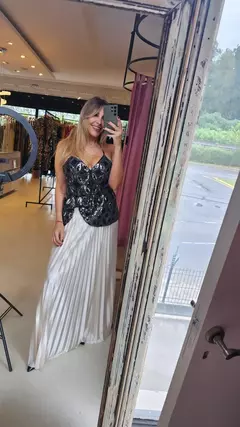 Falda Victa plisada seda cintura elastizada en internet
