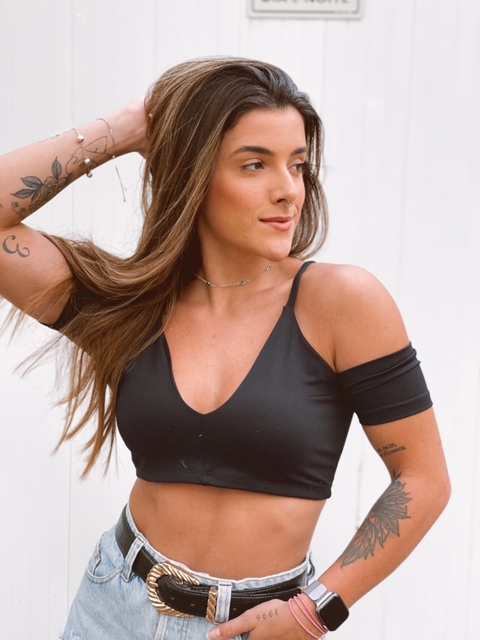 Cropped Decote Manga Curta Preto