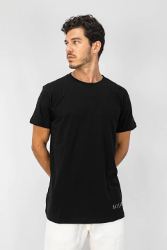 Imagem do Basic Tees